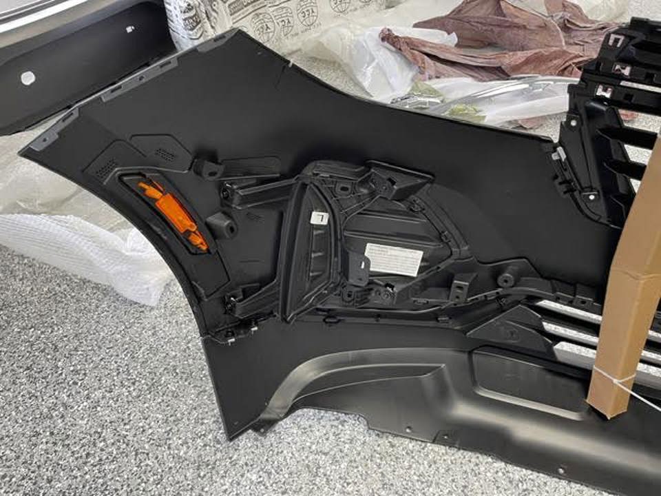 2022-2024 CHEVROLET EQUINOX LS FRONT BUMPER COMPLETE KIT WITH GRILLE-GM1014144SS - Image 8