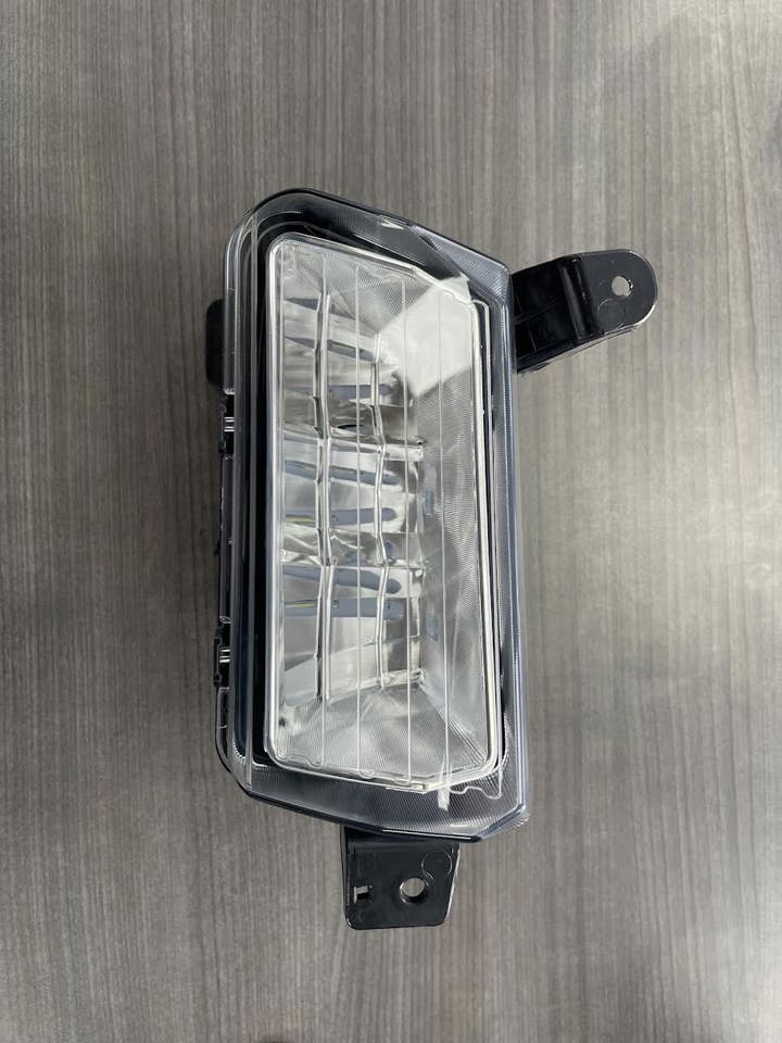 2022-2026 CHEVROLET SILVERADO 1500 PICKUP FRONT PASSENGER FOG LAMP-GM2593334S - Image 2