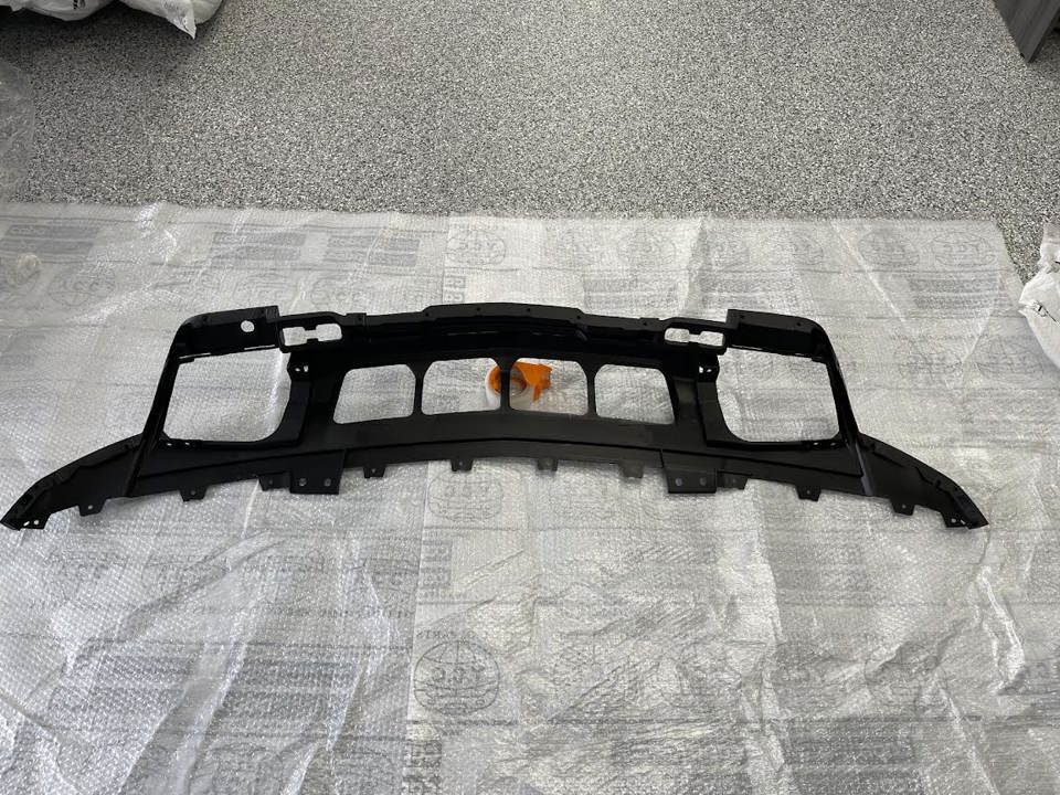 2022-2026 CHEVROLET SILVERADO 1500 PICKUP FRONT LOWER BUMPER COVER-GM1015193SS - Image 2