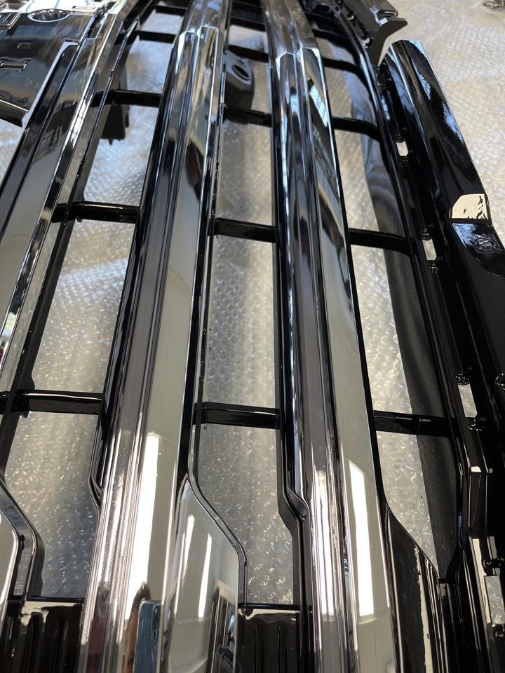 2022-2026 CHEVROLET SILVERADO 1500 PICKUP FRONT GRILLE HIGH COUNTRY STYLE-HC1 - Image 4