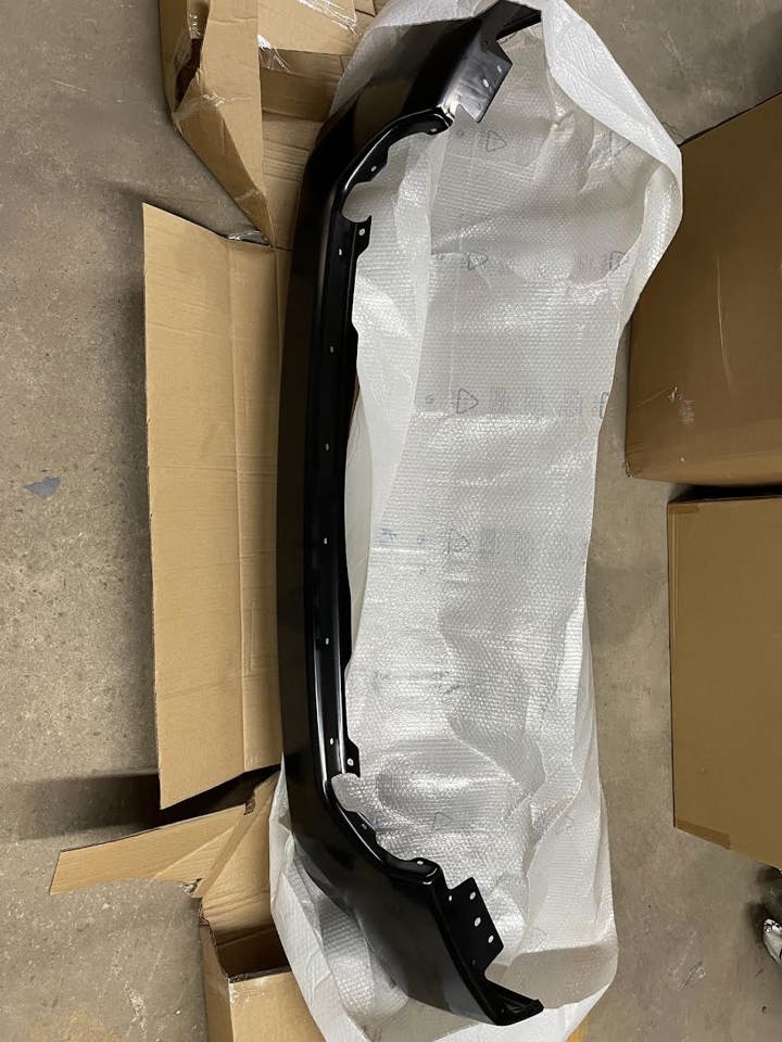 2019-2022 GMC SIERRA 1500 PICKUP FRONT BUMPER STEEL BLACK W/O SENSOR HOLES-GM1002876S - Image 2