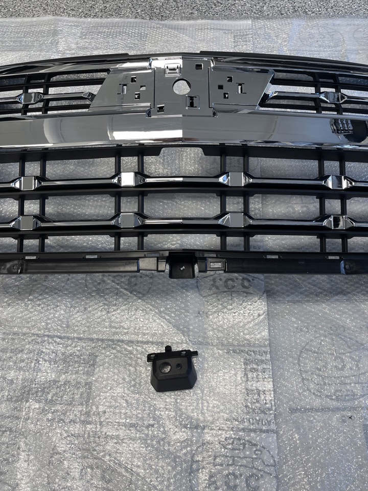2022-2026 CHEVROLET SILVERADO 1500 PICKUP FRONT GRILLE LTZ STYLE WITH CAMERA-LTZ - Image 11