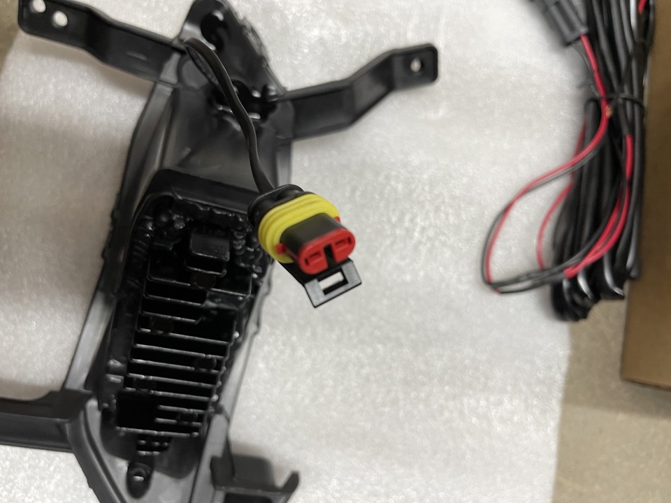 2019–2020 HYUNDAI SANTA FE LED FOG LAMP SET LH/RH - Image 6