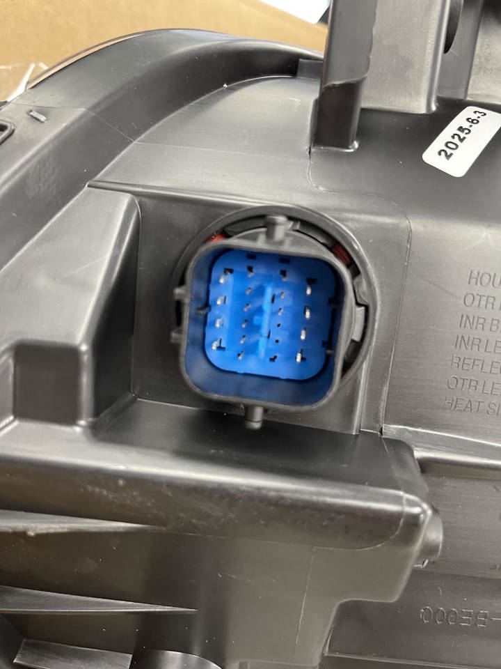 2024–2026 HYUNDAI KONA LED HEADLAMP ASSEMBLY LH (DRIVER SIDE)-LED SIGNAL - Image 5
