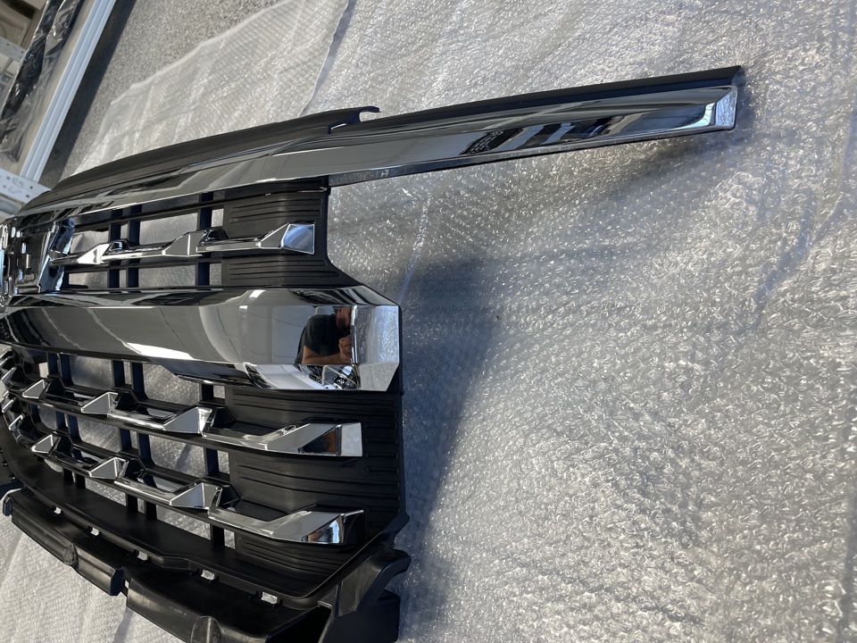 2022-2026 CHEVROLET SILVERADO 1500 PICKUP FRONT GRILLE LTZ STYLE WITH CAMERA-LTZ - Image 2