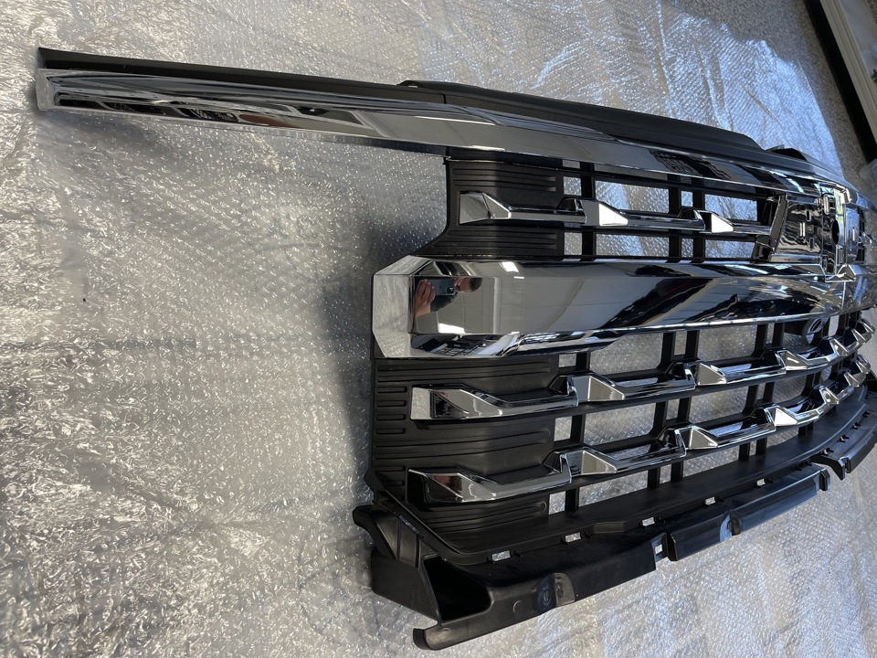 2022-2026 CHEVROLET SILVERADO 1500 PICKUP FRONT GRILLE LTZ STYLE WITH CAMERA-LTZ - Image 3