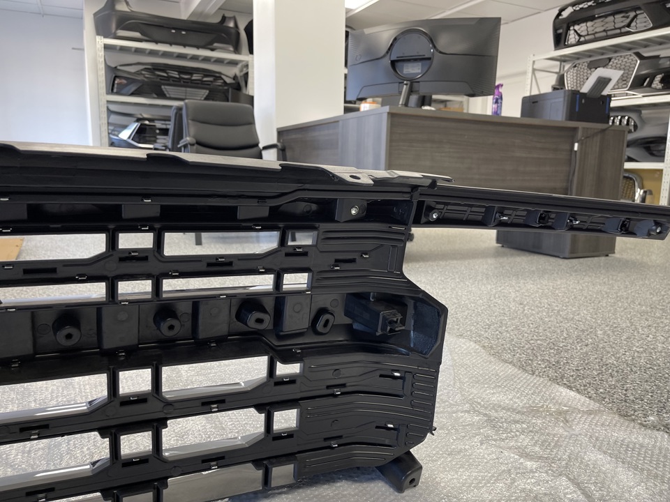 2022-2026 CHEVROLET SILVERADO 1500 PICKUP FRONT GRILLE LTZ STYLE WITH CAMERA-LTZ - Image 16
